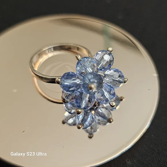 Blue Swarovski Bead Cluster Ring in Silver - Picture 2 of 6